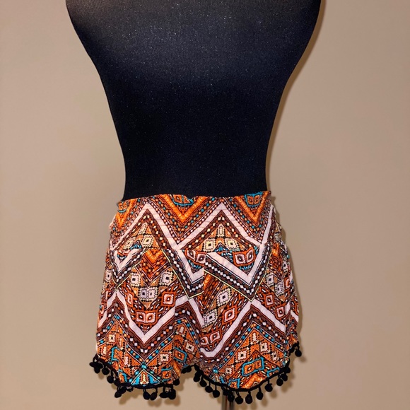 LA Hearts Pacsun Patterned-Pom Shorts Size Small - Picture 4 of 8